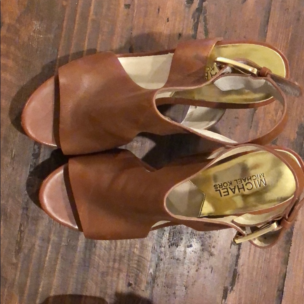 Michael Kors wedges (Black and Tan)